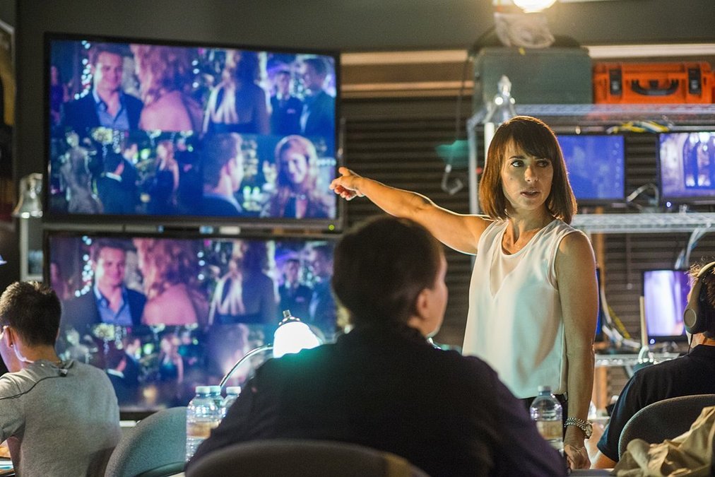 unreal-constance-zimmer_article_story_large