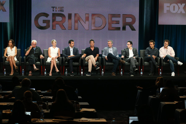Panel de The Grinder (FOX).