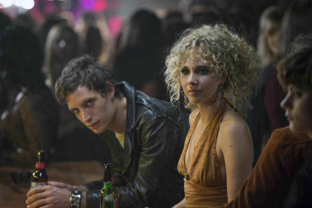 vinyl_james_jagger_juno_temple_0216
