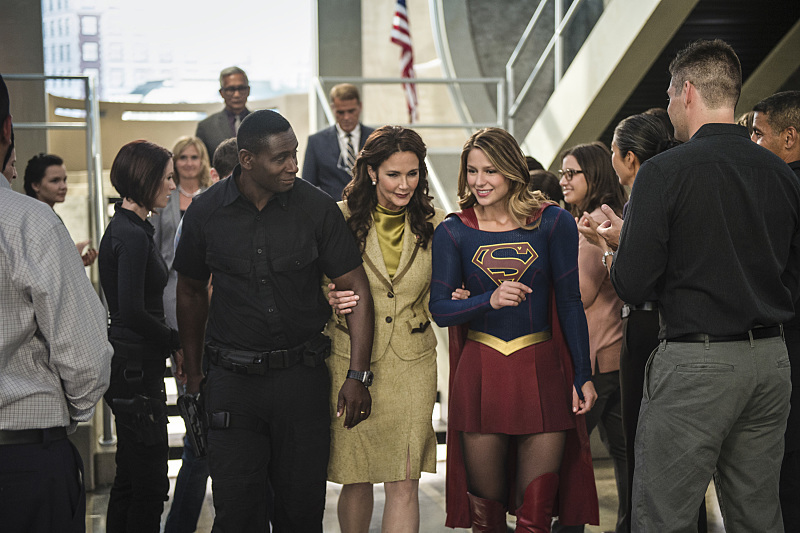 supergirl-hank-president-kara