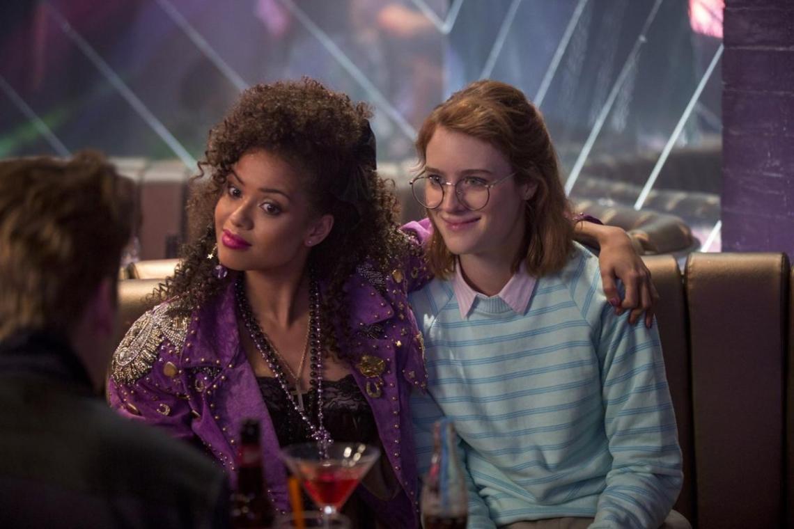 Black Mirror 3.04 - San Junipero (Netflix).
