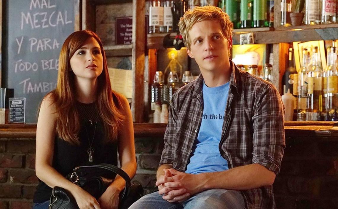 Aya Cash y Chris Geere (You're The Worst).